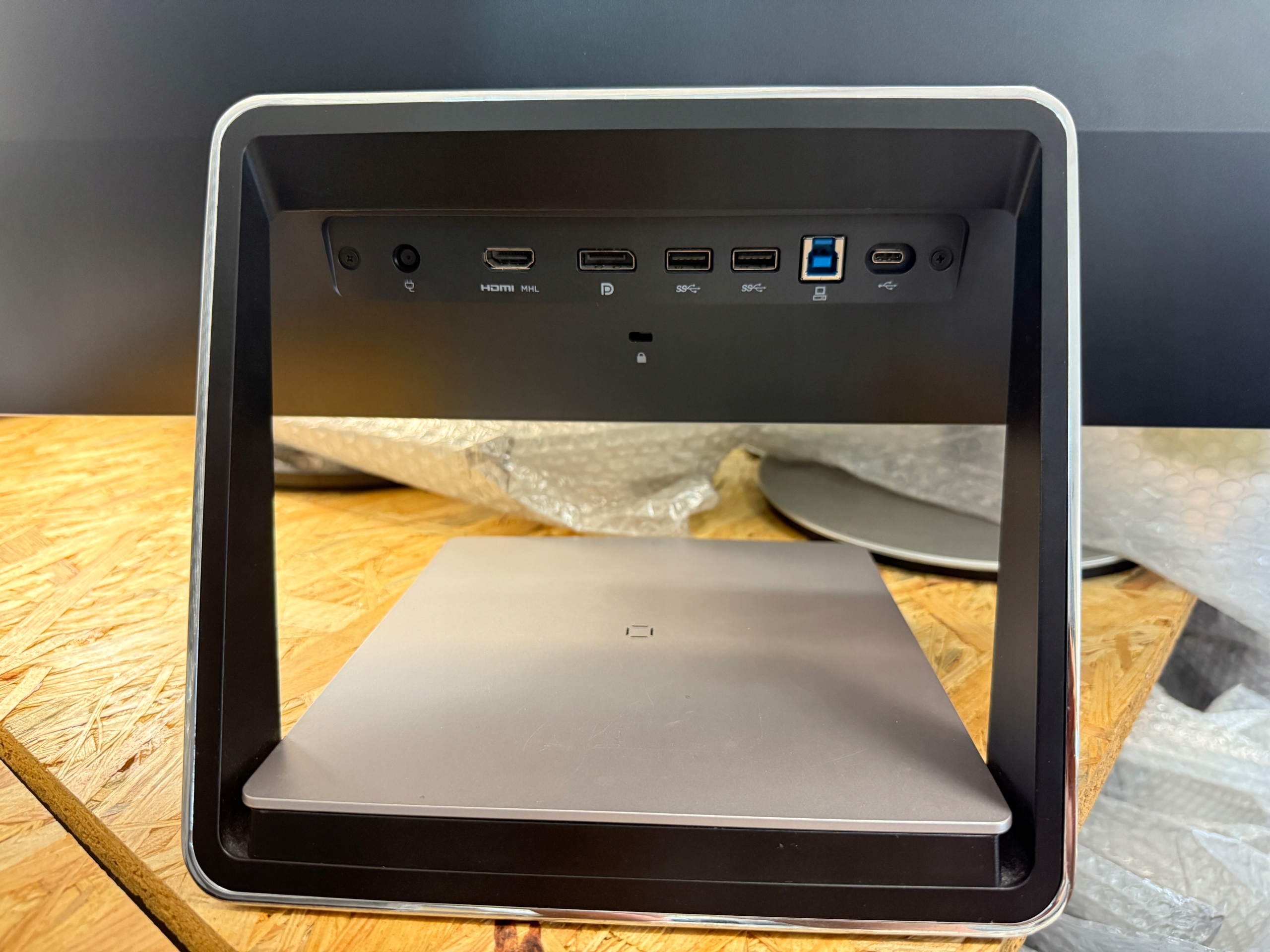 e8795cae56e16345b49221071883e6c9