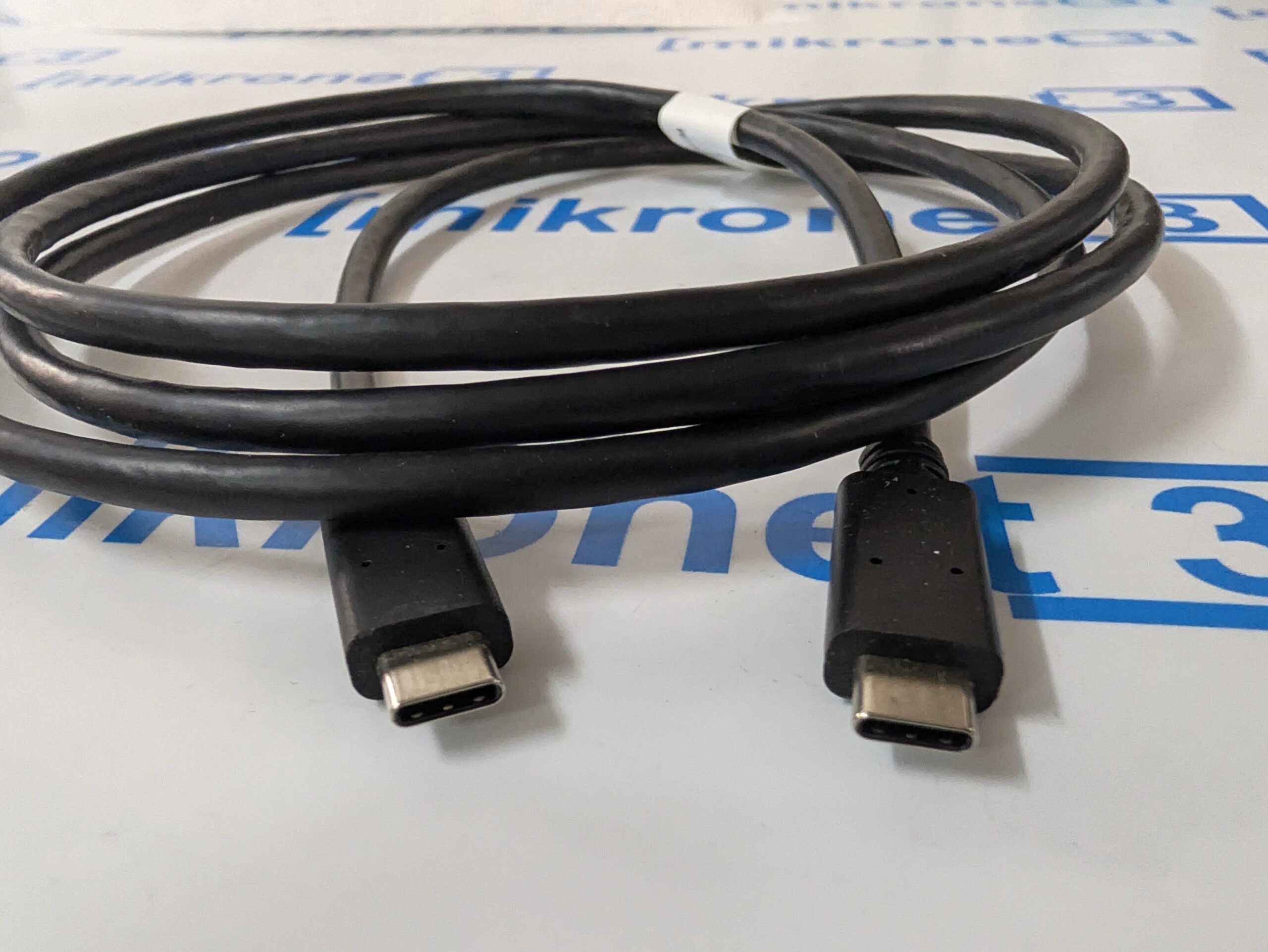 Kabel USB-C USB-C 1,5 m — widok przewodu i wtyków